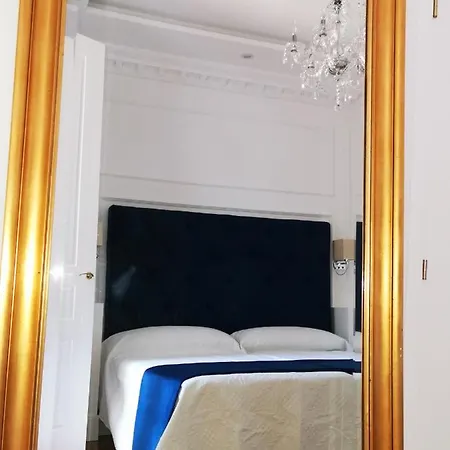 Rua Suites Boutique Salamanca Room photo