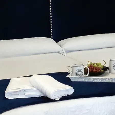 Rua Suites Boutique Salamanca Room photo
